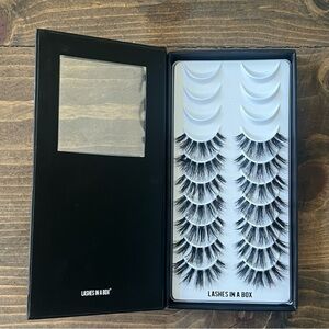LASHES IN A BOX